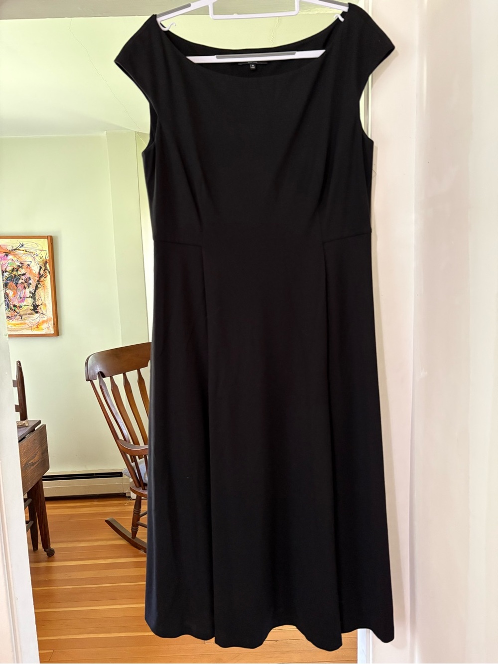 Lafayette 148 New York Ponte fit and flare capped sleeves dress. Size XL.